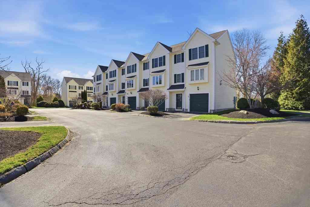 Condo For Sale - 12 Partridge Ln #D<br/> Salisbury, MA 01952