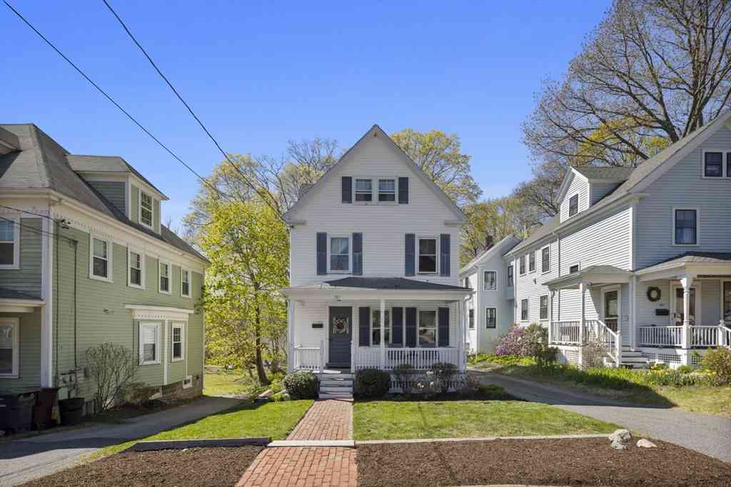Homes For Sale - 191 Court St<br/> Dedham, MA 02026
