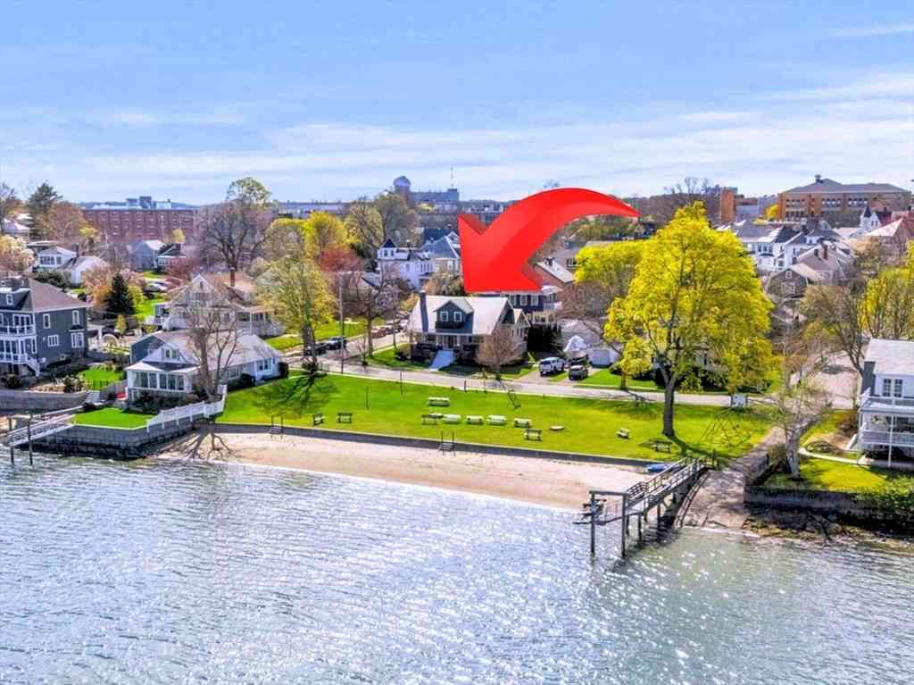 Homes For Sale - 16 Hemenway Road<br/> Essex County, Salem, MA 01970