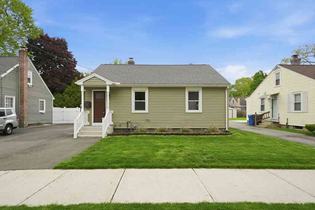 Homes For Sale - 23 Gilman St<br/> Springfield, MA 01118
