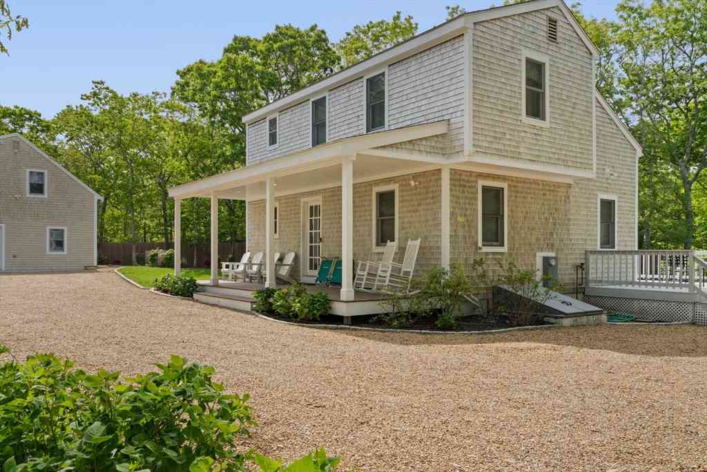 Homes For Sale - 4 Hye Ln<br/> Edgartown, MA 02539