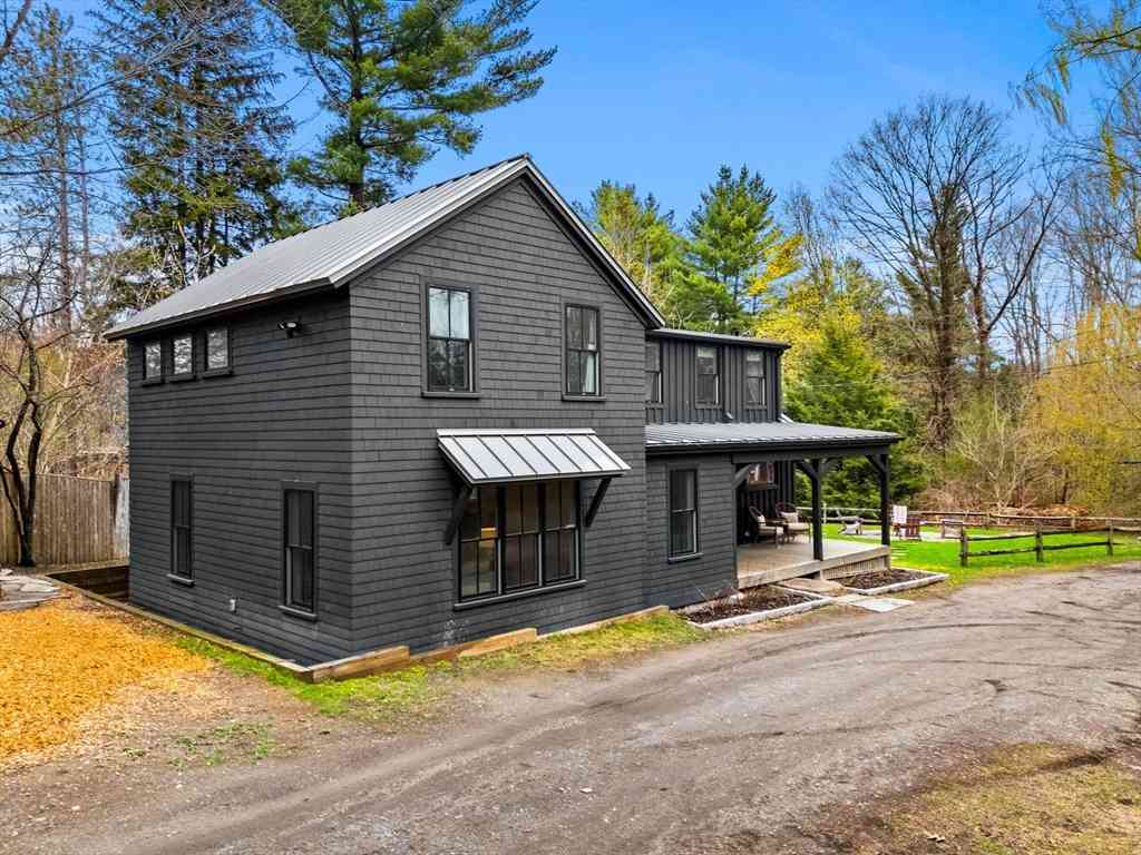 Homes For Sale - 8R Rolfes Ln<br/> Newbury, MA 01951