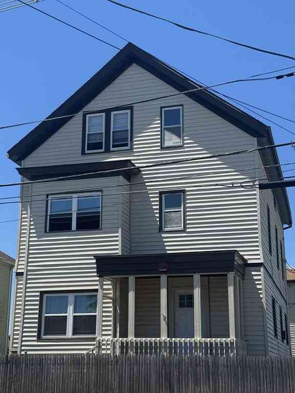 Homes For Rent - 147 Jefferson St<br/> Fall River, MA 02721