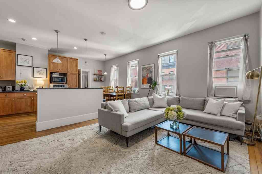 Condo For Sale - 480 Shawmut Ave #3A<br/> Suffolk County, Boston, MA 02118