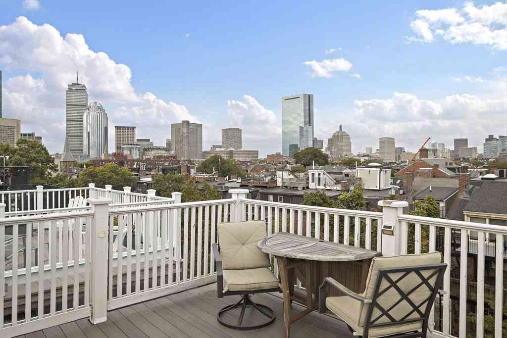 Condo For Sale - 49 Worcester St #4<br/> Boston, MA 02118