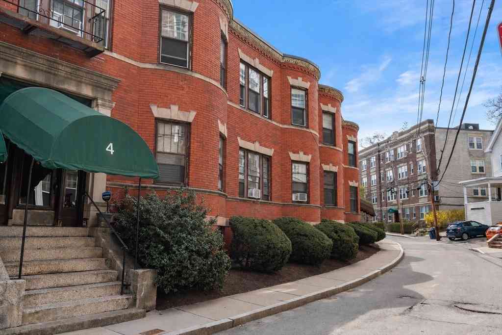 Condo For Sale - 4 Colliston Rd #B<br/> Boston, MA 02135