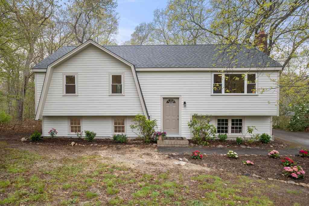 Homes For Sale - 39 Heather Drive<br/> Plymouth, MA 02360