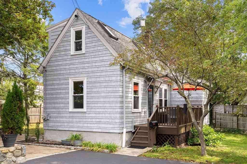 Homes For Sale - 24 Bellington St<br/> Belmont, MA 02478