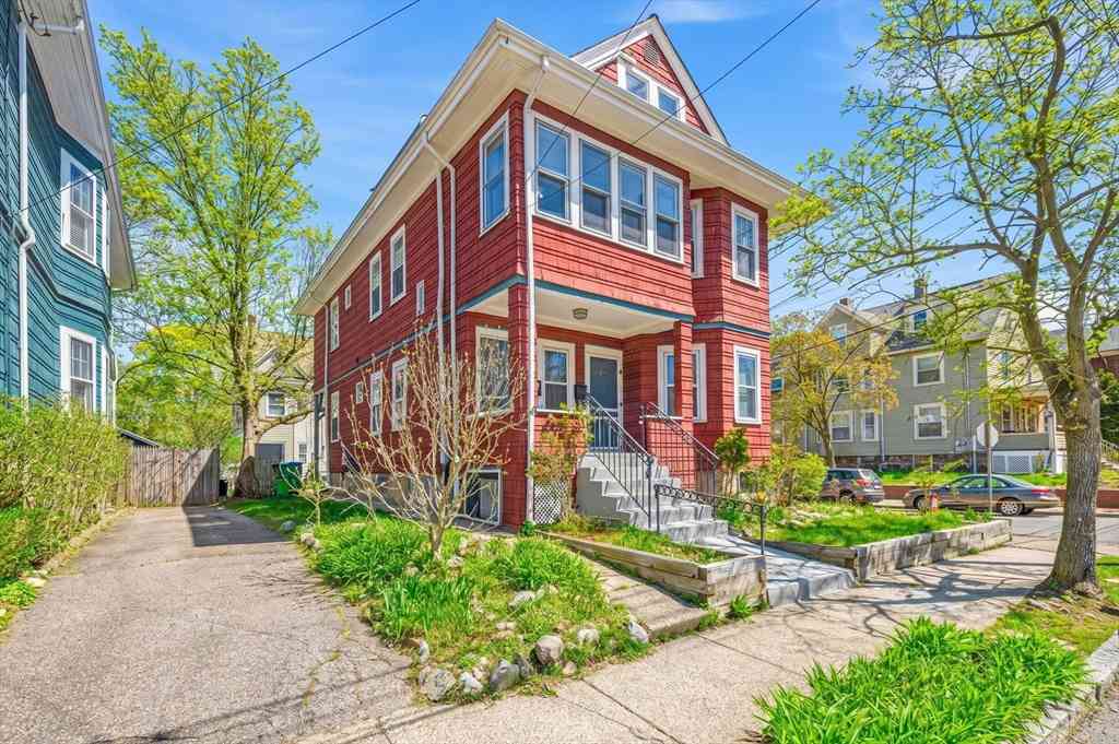 Condo For Sale - 52 Greenleaf Ave #52<br/> Medford, MA 02155