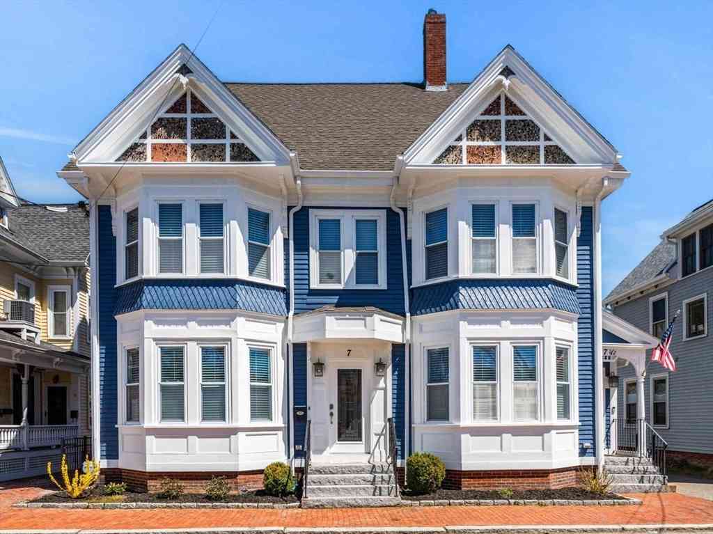 Condo For Sale - 7 Horton St #1<br/> Essex County, Newburyport, MA 01950