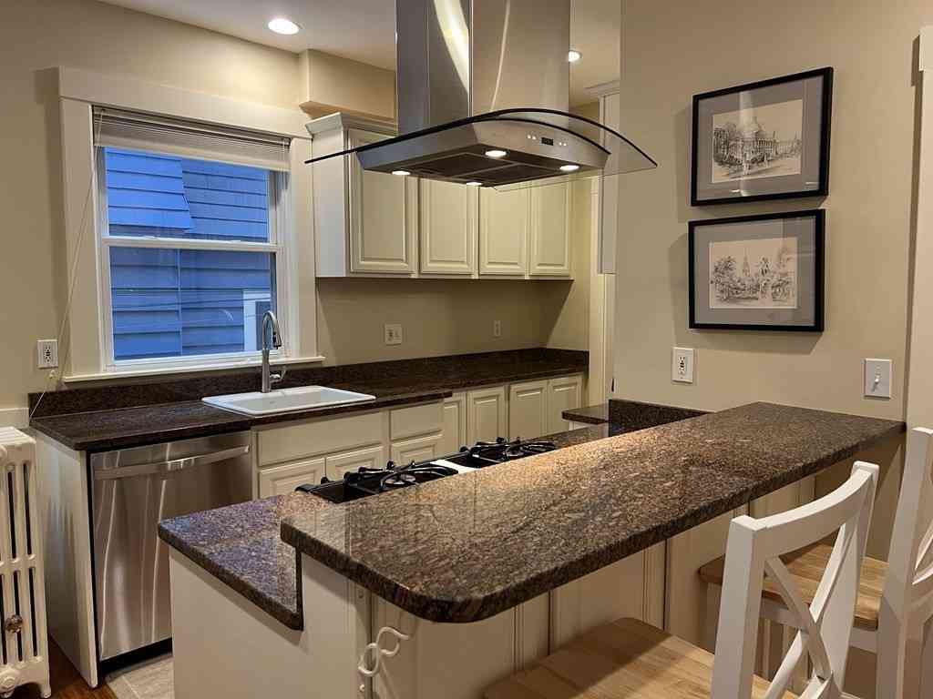 Condo For Rent - 182 Magazine St. #1<br/> Cambridge, MA 02139