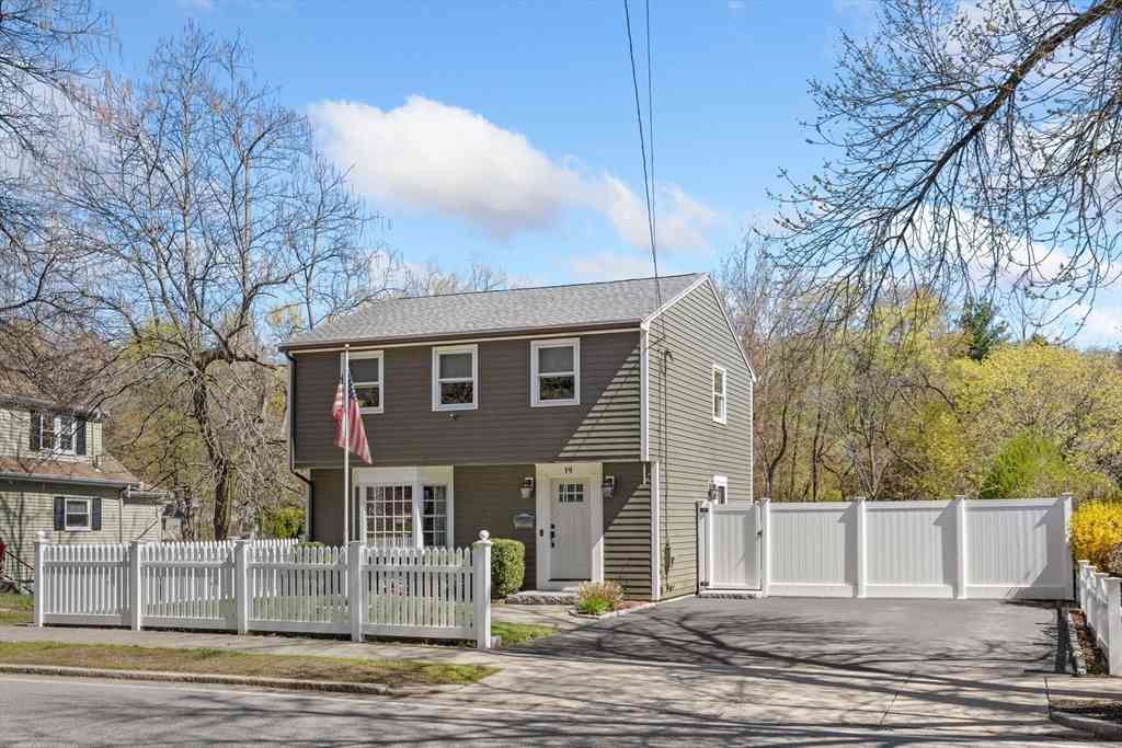 Homes For Sale - 19 Lebanon<br/> Melrose, MA 02176