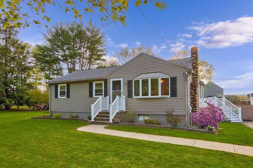 Homes For Sale - 649 Elm St<br/> Bristol County, Mansfield, MA 02048