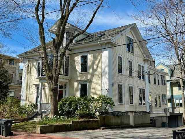 Condo For Sale - 21 Lee Street #2R<br/> Cambridge, MA 02139