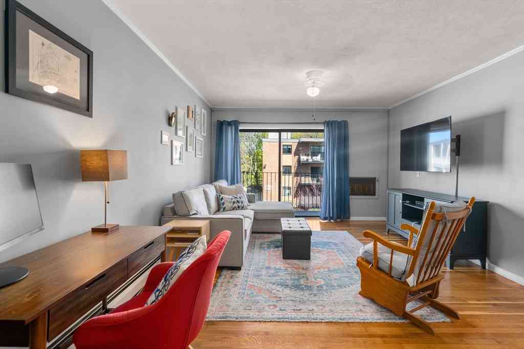 Condo For Sale - 5 Linda Ln #3-4<br/> Boston, MA 02125
