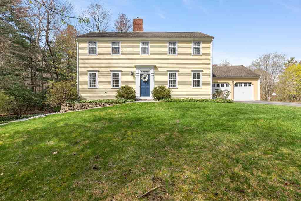 Homes For Sale - 55 Pamden Ln<br/> Bristol County, Seekonk, MA 02771