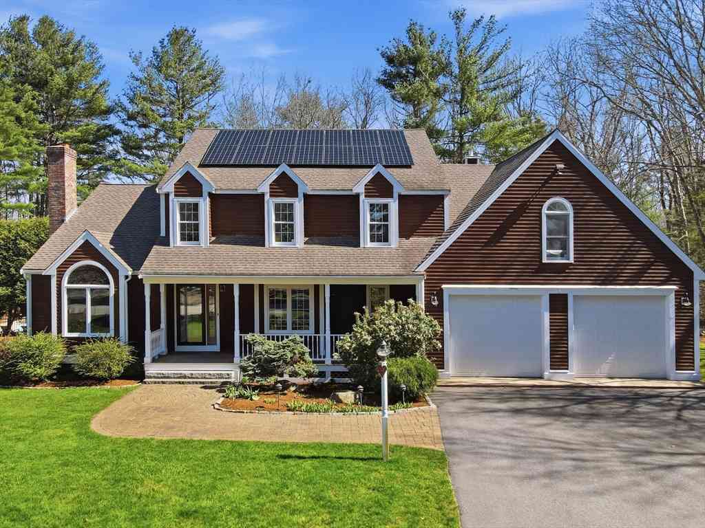 Homes For Sale - 15 Grist Mill Ln<br/> Pembroke, MA 02359