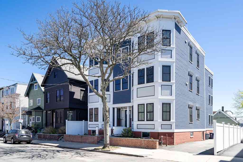 Condo For Sale - 189 Trenton Street #4<br/> Boston, MA 02128