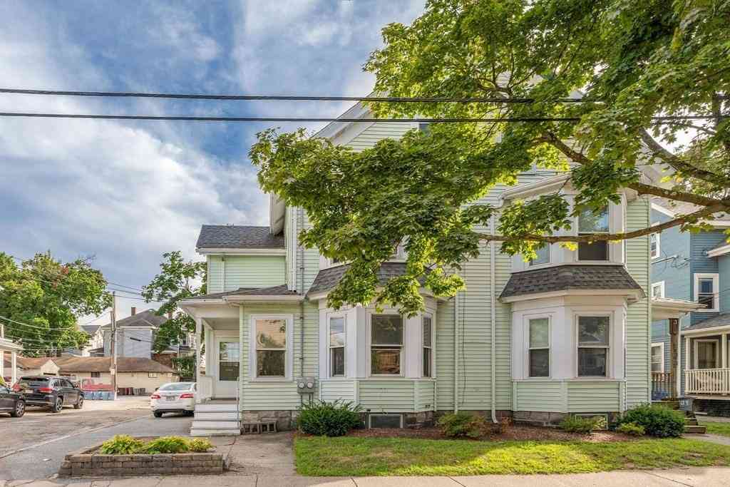 Homes For Rent - 109 Chestnut #109<br/> Waltham, MA 02453
