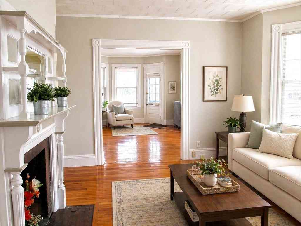 Apartment For Rent - 5 Abbott #2<br/> Wellesley, MA 02482