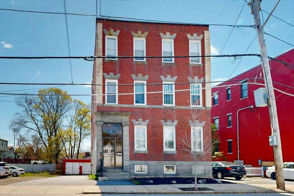 Condo For Sale - 95 Shirley St #3<br/> Winthrop, MA 02152