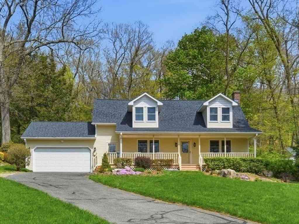 Homes For Sale - 24 Merrill Rd<br/> Hampden County, Wilbraham, MA 01095