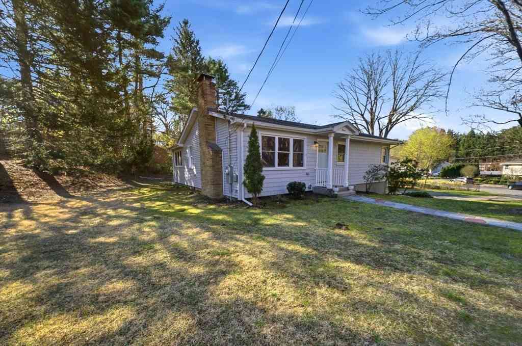Homes For Sale - 11 Ingleside Rd<br/> Natick, MA 01760