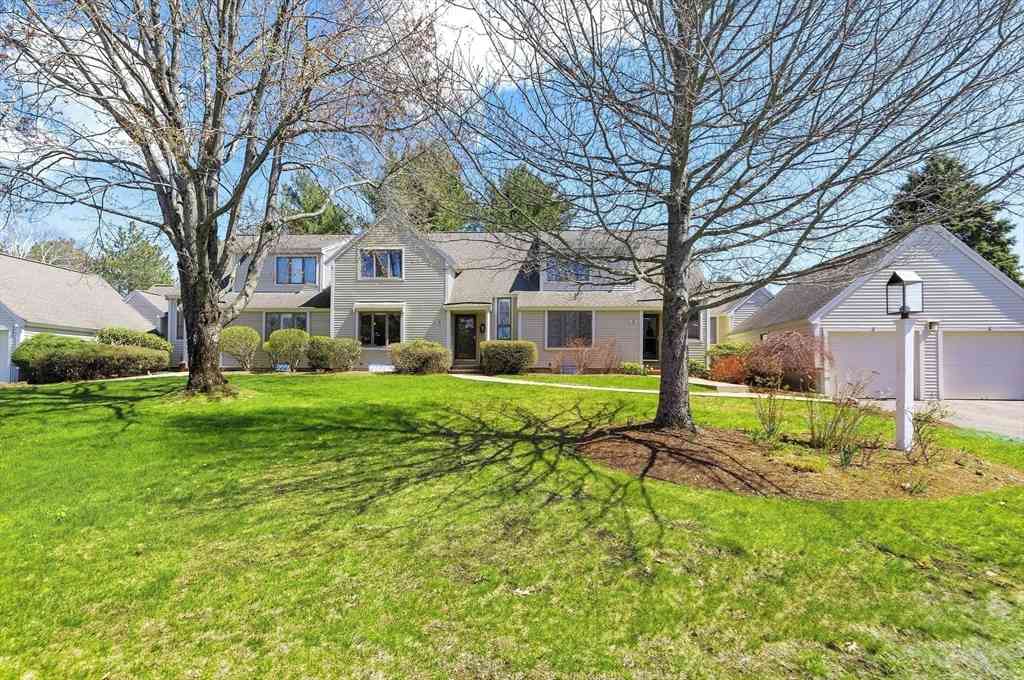 Condo For Sale - 5 Niblick Way #5<br/> North Reading, MA 01864