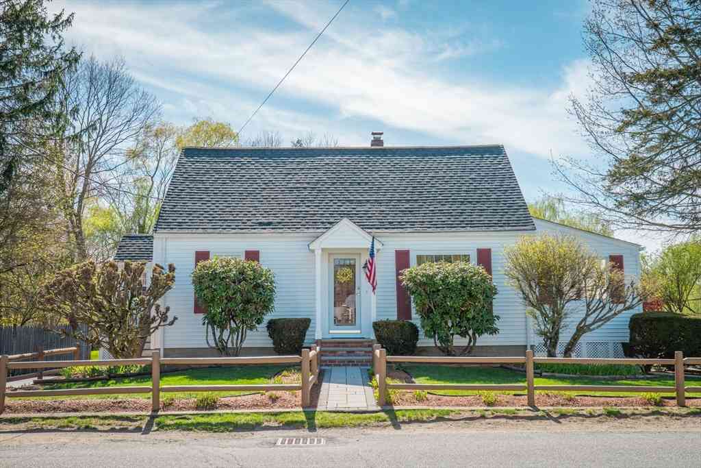 Homes For Sale - 6 North Street<br/> Middlesex County, Wilmington, MA 01887