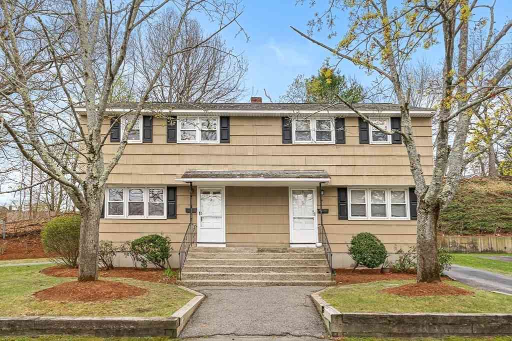 Condo For Sale - 2 George Road #2<br/> Winchester, MA 01890