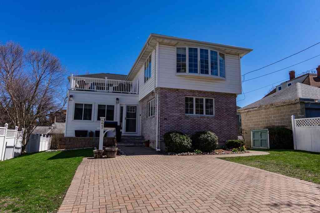 Homes For Sale - 21 Sewall Ave<br/> Winthrop, MA 02152