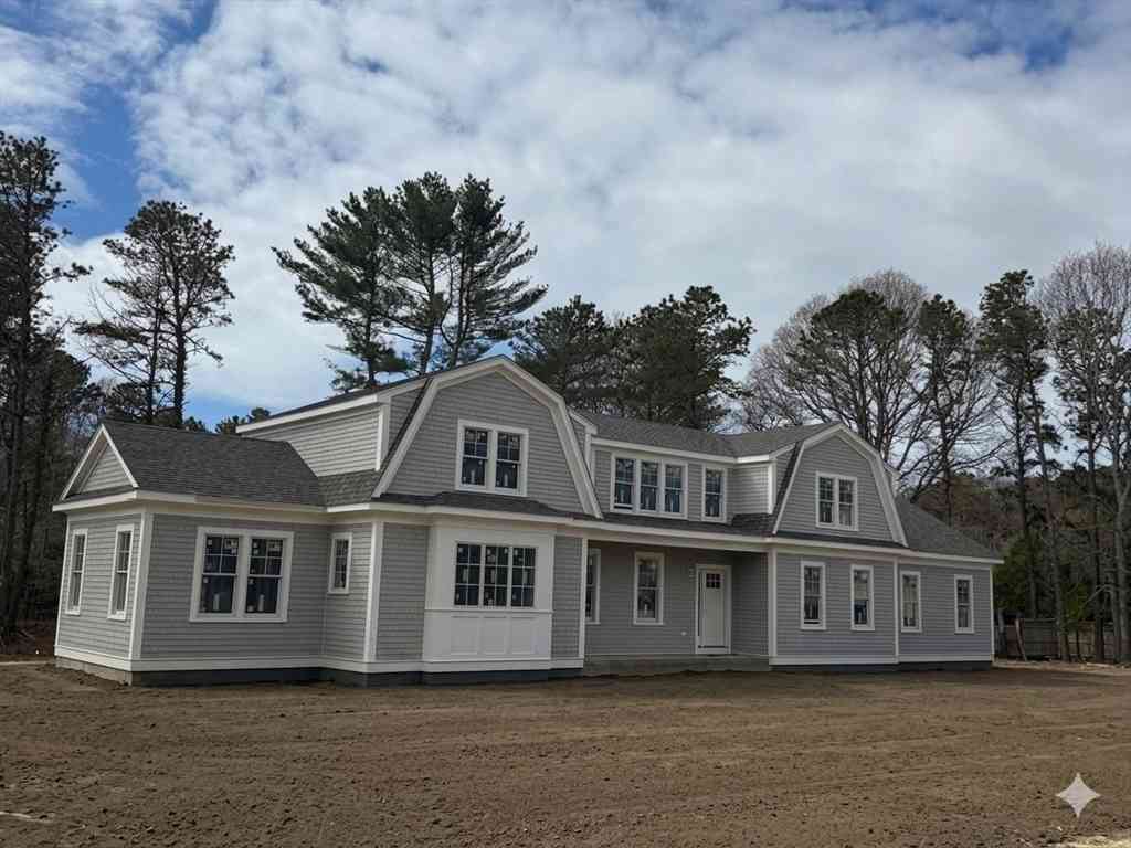 Homes For Sale - 14 Herring Gull Rd<br/> Barnstable County, Mashpee, MA 02648