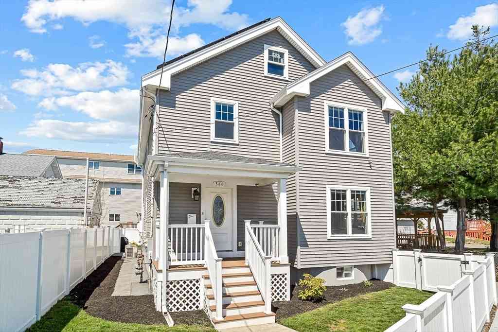 Homes For Sale - 360 Lynn St<br/> Middlesex County, Malden, MA 02148
