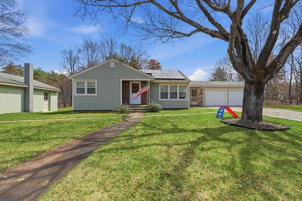 Homes For Sale - 218 Airport Road<br/> Worcester County, Gardner, MA 01440