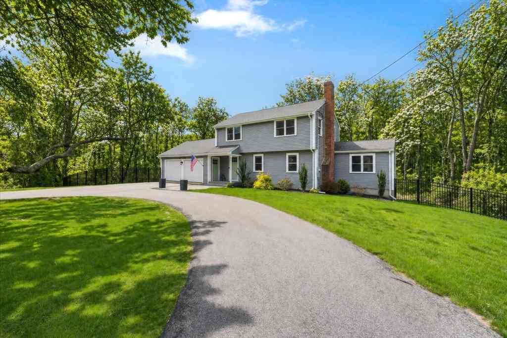 Homes For Sale - 184 Booth Hill Rd<br/> Plymouth County, Scituate, MA 02066