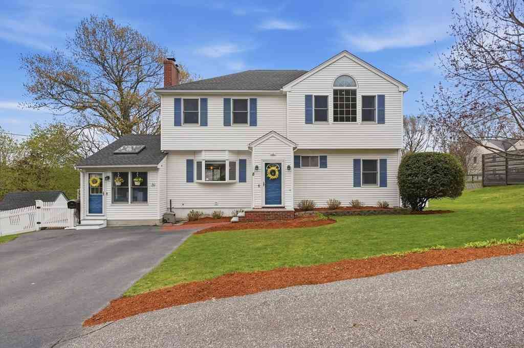 Homes For Sale - 8 Harvard Street Extension<br/> Middlesex County, Woburn, MA 01801