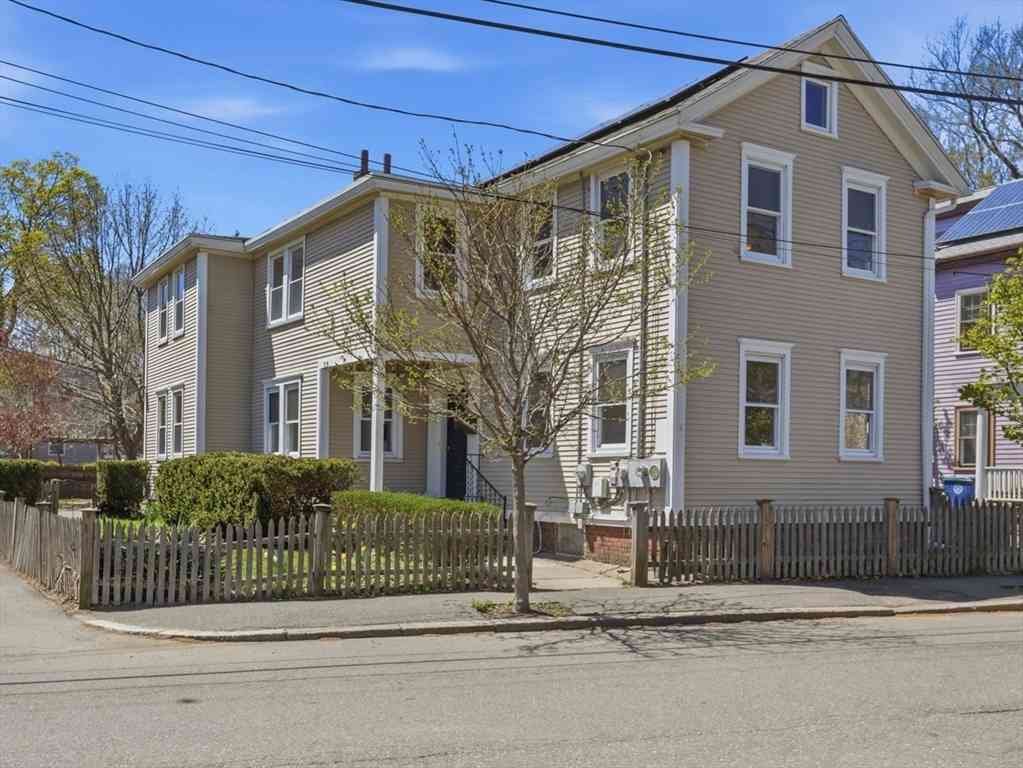 Multifamily For Rent - 16 Pleasant Street<br/> Salem, MA 01970
