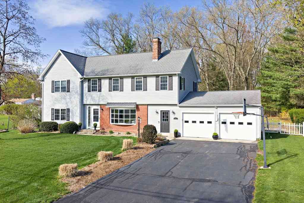 Homes For Sale - 227 Sheffield Avenue<br/> Longmeadow, MA 01106
