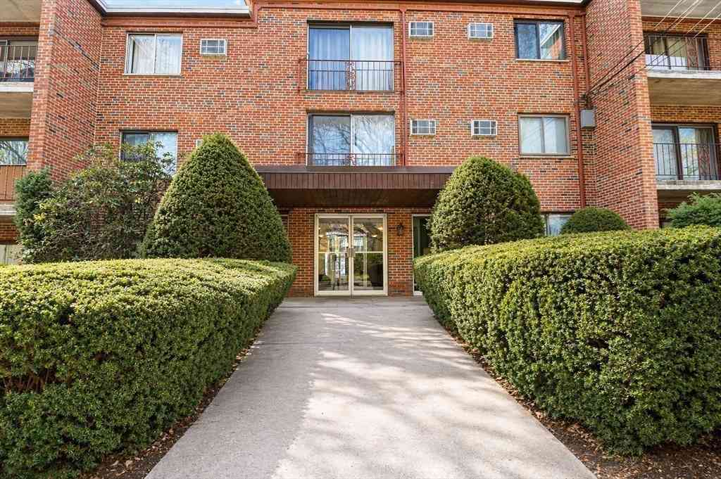 Condo For Sale - 33 Paul St #24<br/> Newton, MA 02459