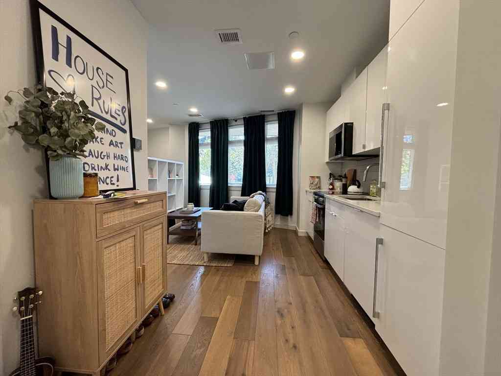 Condo For Rent - 97 Elmwood Street #101<br/> Cambridge, MA 02140