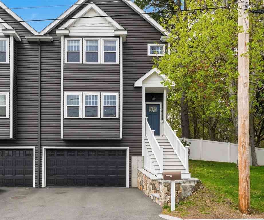 Condo For Sale - 35 Woodland Road #B<br/> Middlesex County, Wakefield, MA 01880