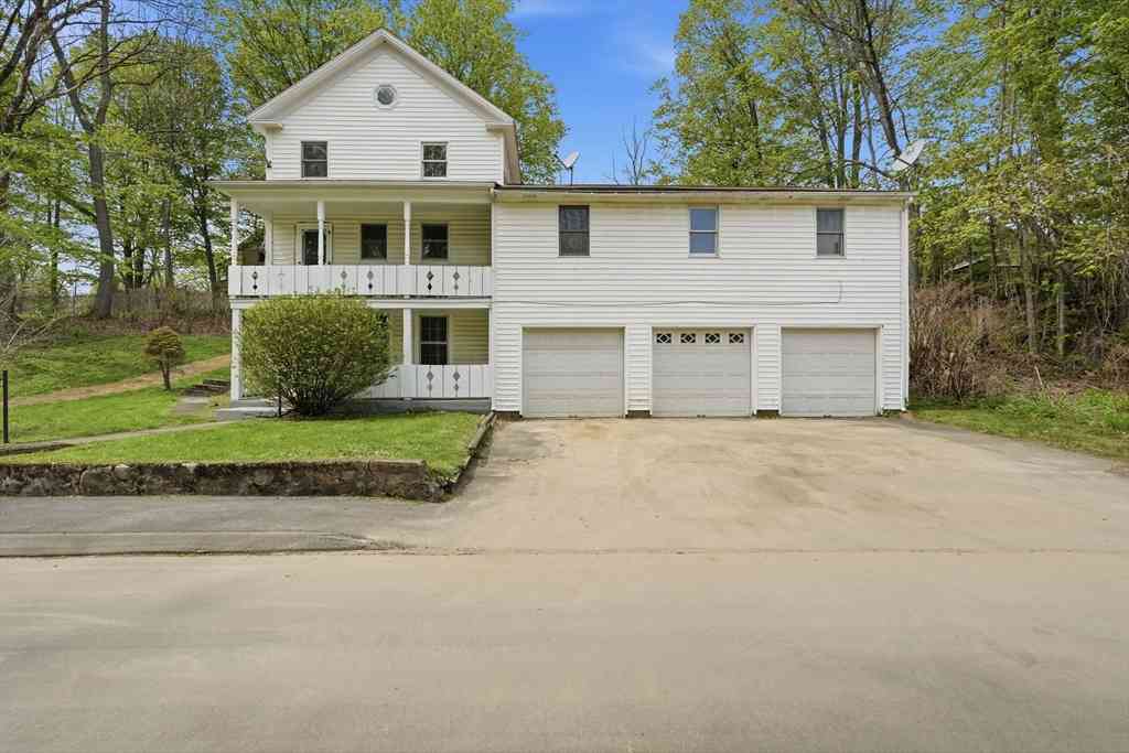 Homes For Sale - 10 Crescent St<br/> Hampshire County, Huntington, MA 01050