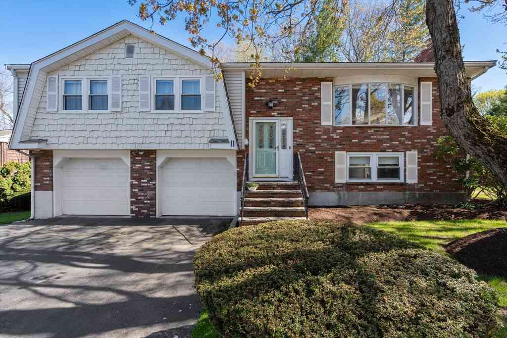 Homes For Sale - 11 Harvard Circle<br/> Needham, MA 02494