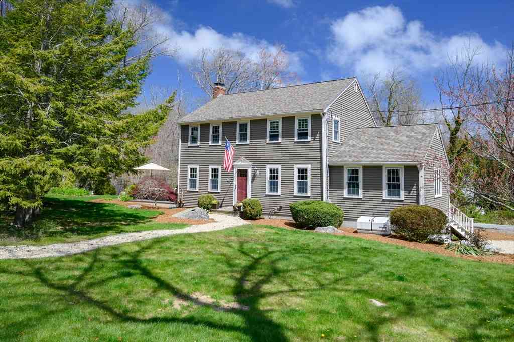 Homes For Sale - 235 Pond St<br/> Norfolk County, Cohasset, MA 02025