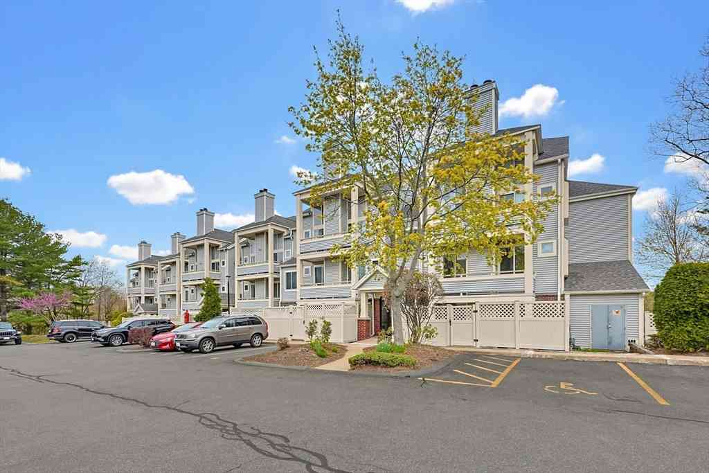 Condo For Sale - 200 Falls Blvd #D110<br/> Norfolk County, Quincy, MA 02169