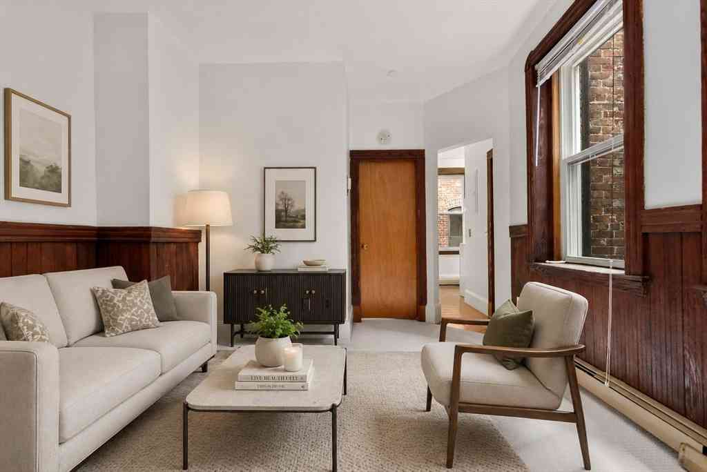 Condo For Sale - 33 Charter St #3R<br/> Boston, MA 02113