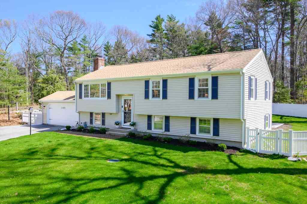 Homes For Sale - 345 Plain St<br/> Plymouth County, Hanover, MA 02339