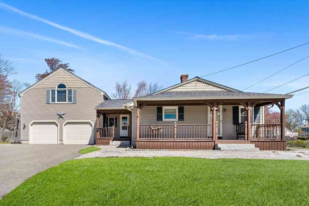Homes For Sale - 3 Bernadette St<br/> Worcester County, Fitchburg, MA 01420