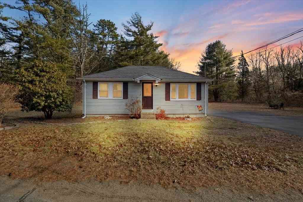 Homes For Sale - 732 Staples Street<br/> Taunton, MA 02718