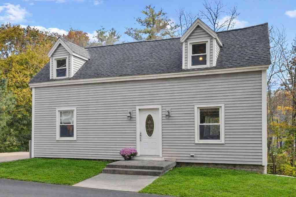 Homes For Sale - 322 Central St<br/> Middlesex County, Hudson, MA 01749